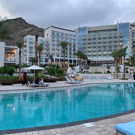 Ocean Mountain View Apartment At The Address Fujairah Exterior photo